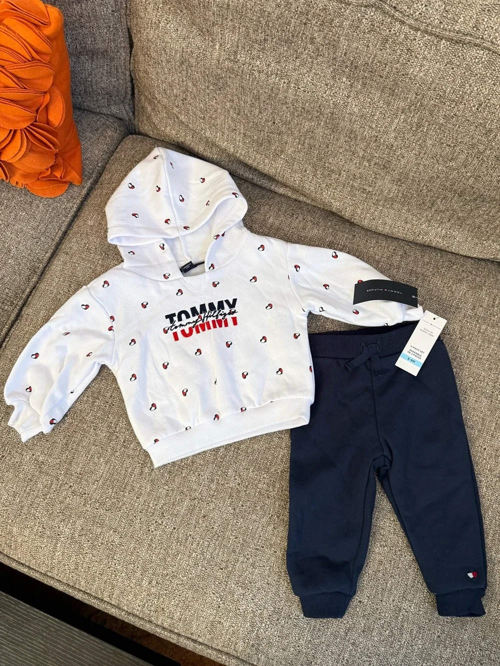Tommy Hilfiger nwt tommy